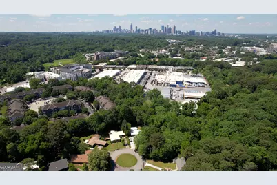 2143 Melante Drive NE, Atlanta, GA 30324 - Photo 36