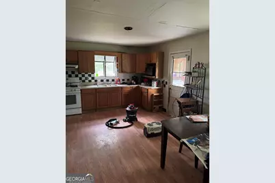852 South Avenue, Forest Park, GA 30297 - Photo 4