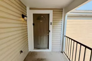 4265 Parkview Ct, Stone Mountain, GA 30083 - Photo 2
