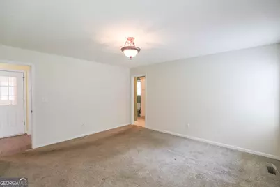 302 W Lakeview Drive NE, Milledgeville, GA 31061 - Photo 12