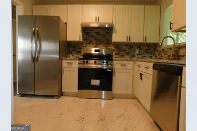 6740 Cambridge Drive, Rex, GA 30273 - Photo 4