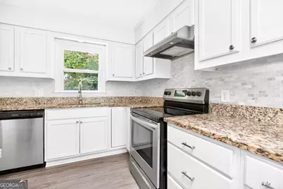 208 Mike Street, Warner Robins, GA 31088 - Photo 12