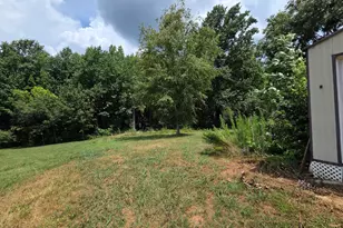 175 Westmoreland Meadows Dr, Cleveland, GA 30528 - Photo 4