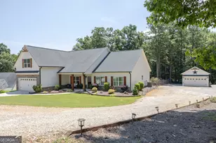 1941 Windstone Pl, Winder, GA 30680 - Photo 2
