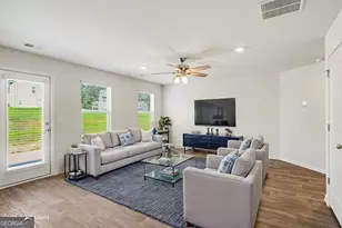 1367 Midnight Ride Ct, Hampton, GA 30228 - Photo 4