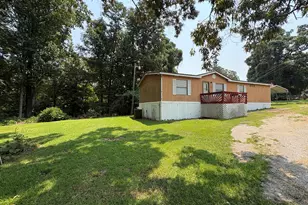 784 Lakeland Dr, Toccoa, GA 30577 - Photo 2