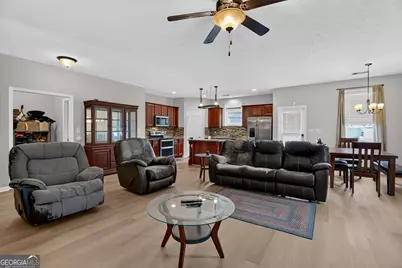 402 Creekside Drive, Lagrange, GA 30240 - Photo 10
