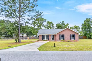 106 Nelson St, Reidsville, GA 30453 - Photo 1