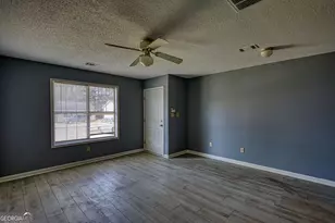 2313 Laura Ct NE, Milledgeville, GA 31061 - Photo 4