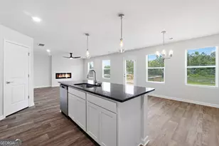 206 Freshwater Ct, Lagrange, GA 30241 - Photo 8