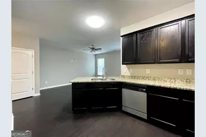 6926 Golden Bud Lane, Flowery Branch, GA 30542 - Photo 8