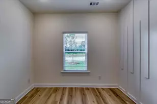 431 Windy Ln, Jonesboro, GA 30238 - Photo 6