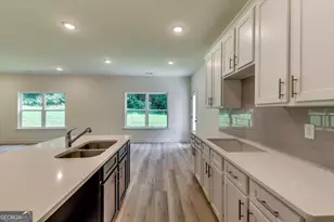 431 Windy Ln, Jonesboro, GA 30238 - Photo 14