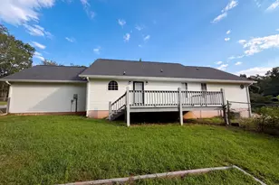 98 E B Rd, Cleveland, GA 30528 - Photo 16