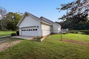 98 E B Rd, Cleveland, GA 30528 - Photo 86