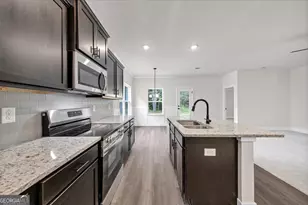 104 Endless Loop Dr, Carrollton, GA 30117 - Photo 2