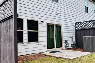 5301 Glade Park Dr, Lilburn, GA 30047 - Photo 12