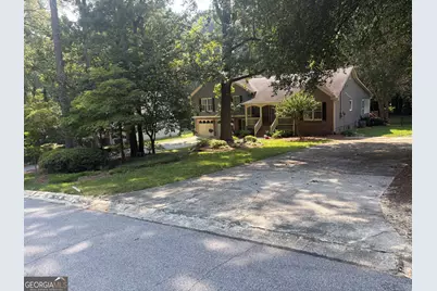 2759 Lanier Drive, Snellville, GA 30078 - Photo 2