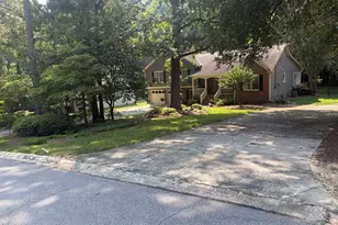 2759 Lanier Dr, Snellville, GA 30078 - Photo 2