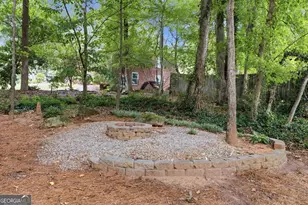 2661 NE Sheila Ln NE, Marietta, GA 30062 - Photo 22