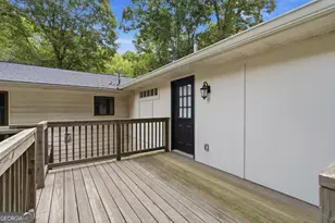 2661 NE Sheila Ln NE, Marietta, GA 30062 - Photo 10