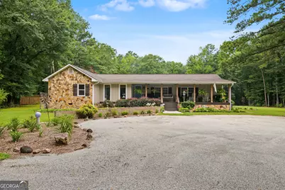 331 Clearwater Road, Sharpsburg, GA 30277 - Photo 2