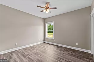 2442 SW Brown Bridge Rd, Dalton, GA 30721 - Photo 10