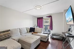 795 Hammond Dr, Atlanta, GA 30328 - Photo 10