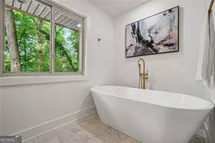 2700 Hawaii Ct, Decatur, GA 30033 - Photo 6