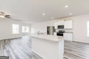 387 Sand Dune Way, Conyers, GA 30013 - Photo 2
