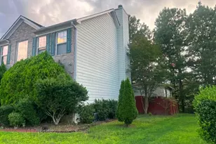 5087 Upper Elm St, Atlanta, GA 30349 - Photo 2