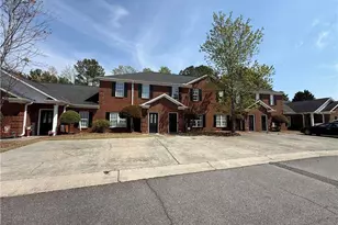716 Manor Way, Cartersville, GA 30120 - Photo 2