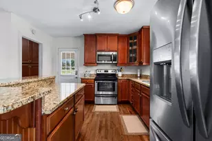 266 Lagrange St, Newnan, GA 30263 - Photo 14