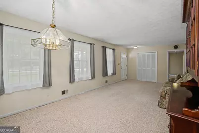 114 Bobolink Drive, Griffin, GA 30224 - Photo 6