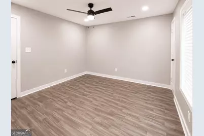 100 Summerwood Drive, Fairburn, GA 30213 - Photo 8