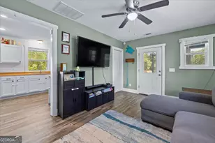 204 N Ash St, Springfield, GA 31329 - Photo 8