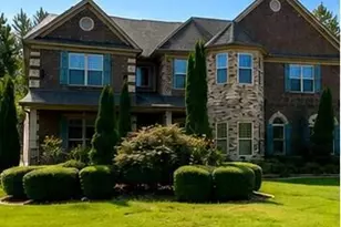 2202 Golden Eagle Dr, Locust Grove, GA 30248 - Photo 2