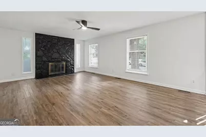 3909 Valley Brook Road, Snellville, GA 30039 - Photo 8