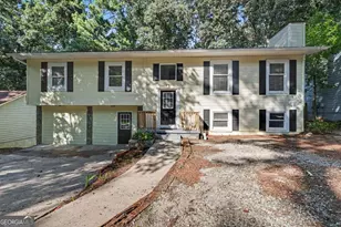 3909 Valley Brook Rd, Snellville, GA 30039 - Photo 4