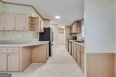 437 Burkhalter Circle, Claxton, GA 30417 - Photo 10