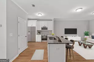 2834 Laurel Ridge Cir, East Point, GA 30344 - Photo 6