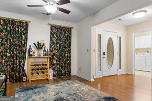 124 Foxdale Dr, Lagrange, GA 30240 - Photo 6