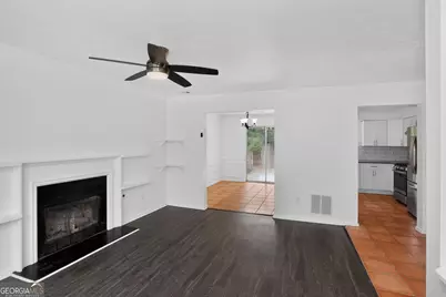 2920 Aspen Woods Entry, Doraville, GA 30360 - Photo 6