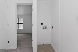2920 Aspen Woods Entry, Doraville, GA 30360 - Photo 18