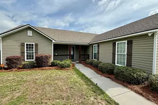 401 Spanish Moss Ln, Adel, GA 31620 - Photo 2