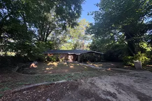 2322 E Lake Dr, Conyers, GA 30307 - Photo 1