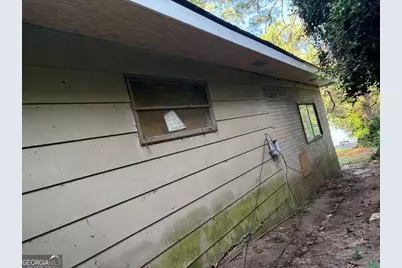 2322 E Lake Drive, Conyers, GA 30307 - Photo 2