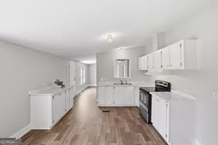3401 Camp Creek Rd, Mount Airy, GA 30563 - Photo 6