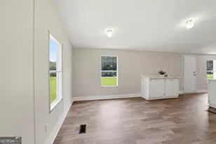3401 Camp Creek Rd, Mount Airy, GA 30563 - Photo 10