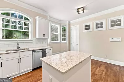 1017 Emory Parc Place, Decatur, GA 30033 - Photo 14